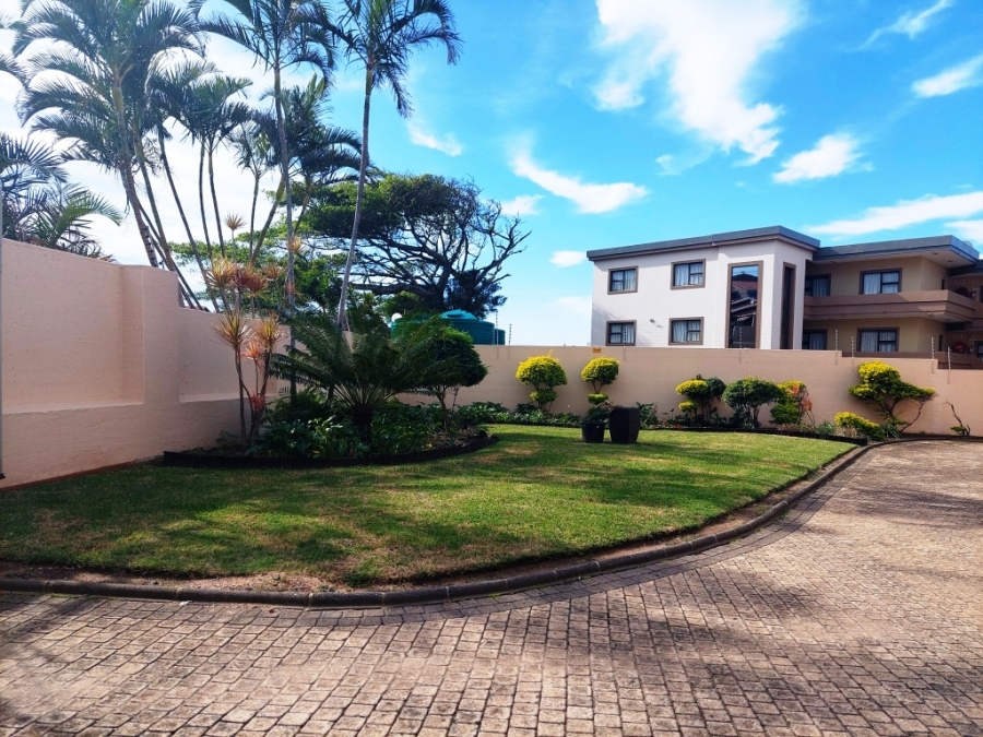 3 Bedroom Property for Sale in St Michaels On Sea KwaZulu-Natal