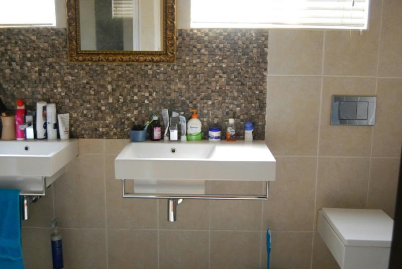 4 Bedroom Property for Sale in Panorama KwaZulu-Natal