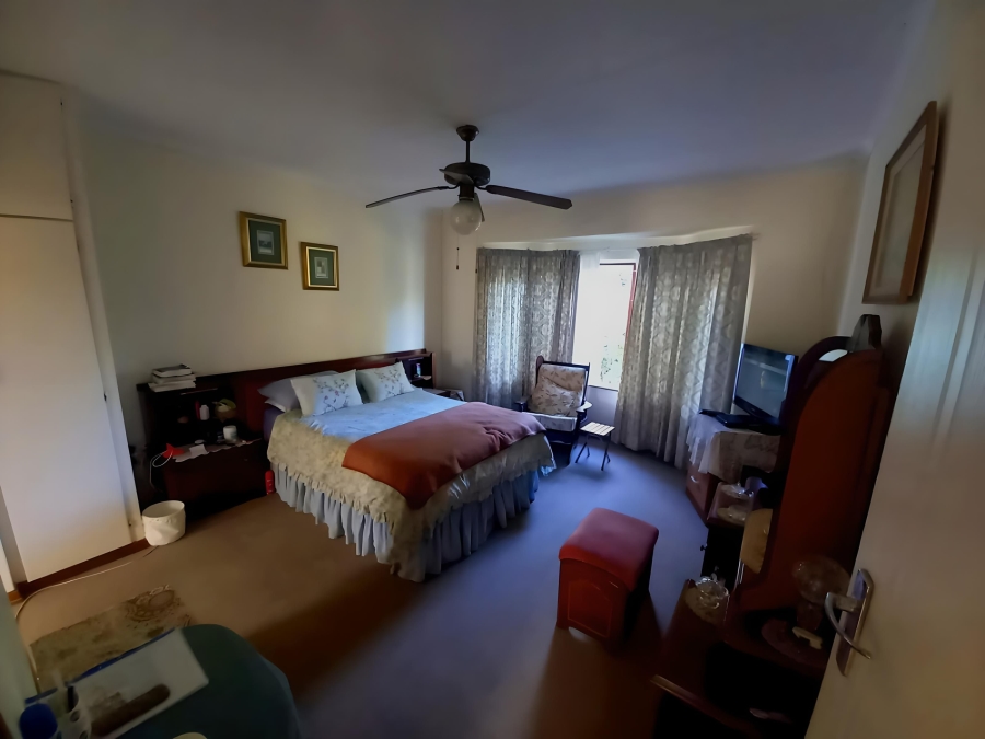 3 Bedroom Property for Sale in Umtentweni KwaZulu-Natal