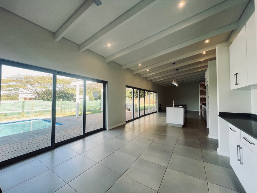 5 Bedroom Property for Sale in Zini River Estate KwaZulu-Natal