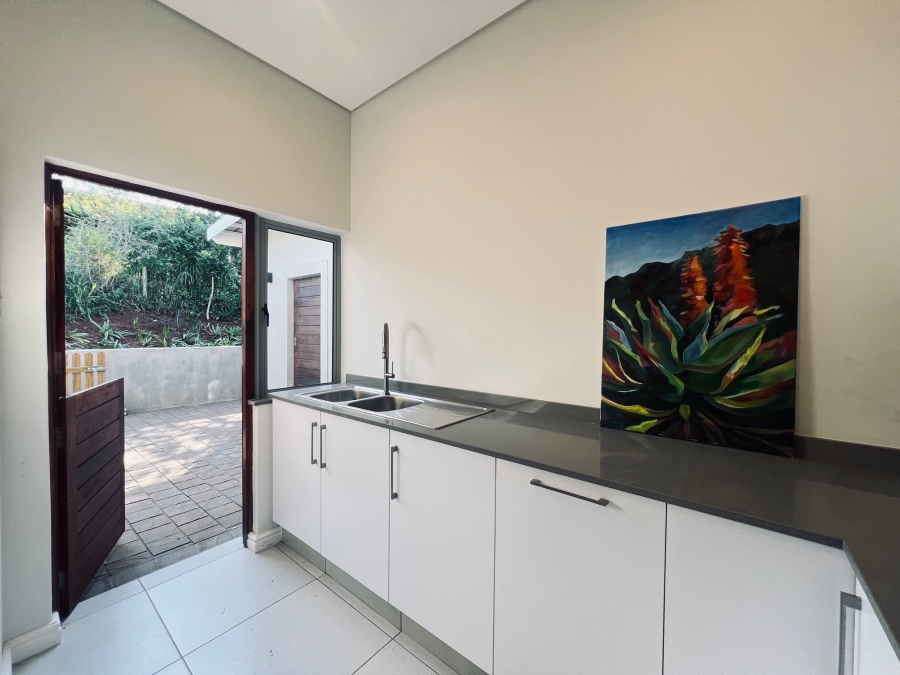 5 Bedroom Property for Sale in Zini River Estate KwaZulu-Natal