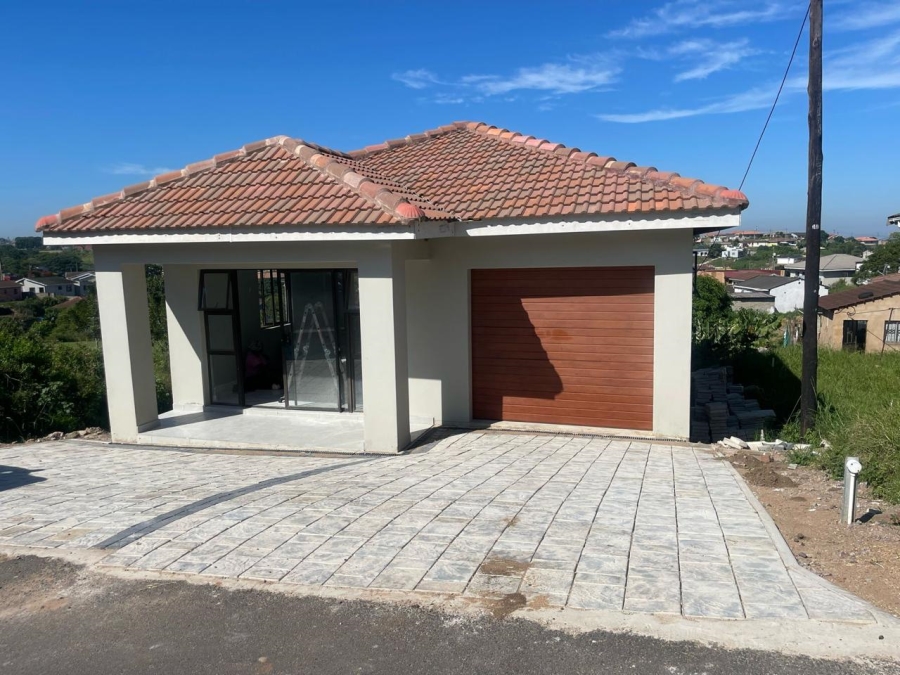 6 Bedroom Property for Sale in Lovu KwaZulu-Natal