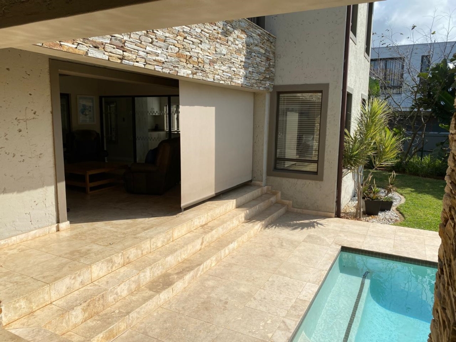 6 Bedroom Property for Sale in Izinga Estate KwaZulu-Natal
