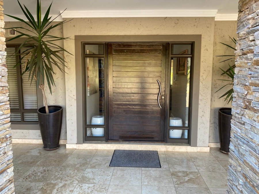 6 Bedroom Property for Sale in Izinga Estate KwaZulu-Natal