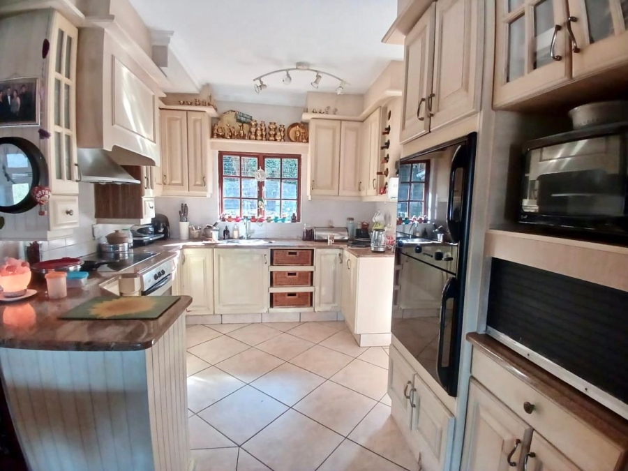 4 Bedroom Property for Sale in Seaward Estate KwaZulu-Natal