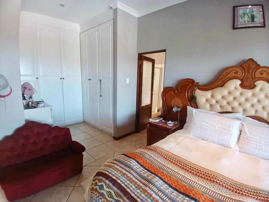 4 Bedroom Property for Sale in Seaward Estate KwaZulu-Natal