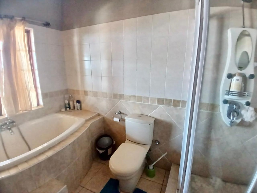 4 Bedroom Property for Sale in Seaward Estate KwaZulu-Natal