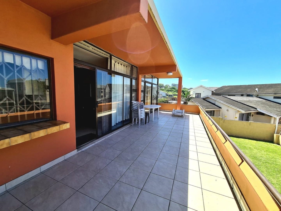 4 Bedroom Property for Sale in St Michaels On Sea KwaZulu-Natal