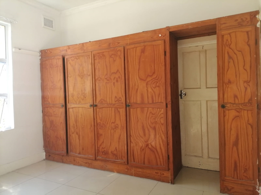 8 Bedroom Property for Sale in Glenwood KwaZulu-Natal