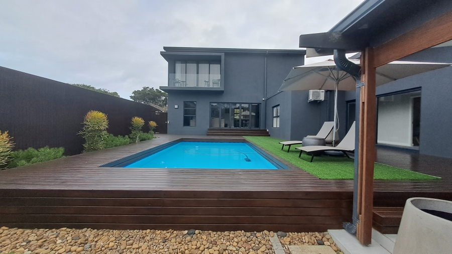 4 Bedroom Property for Sale in Salt Rock KwaZulu-Natal
