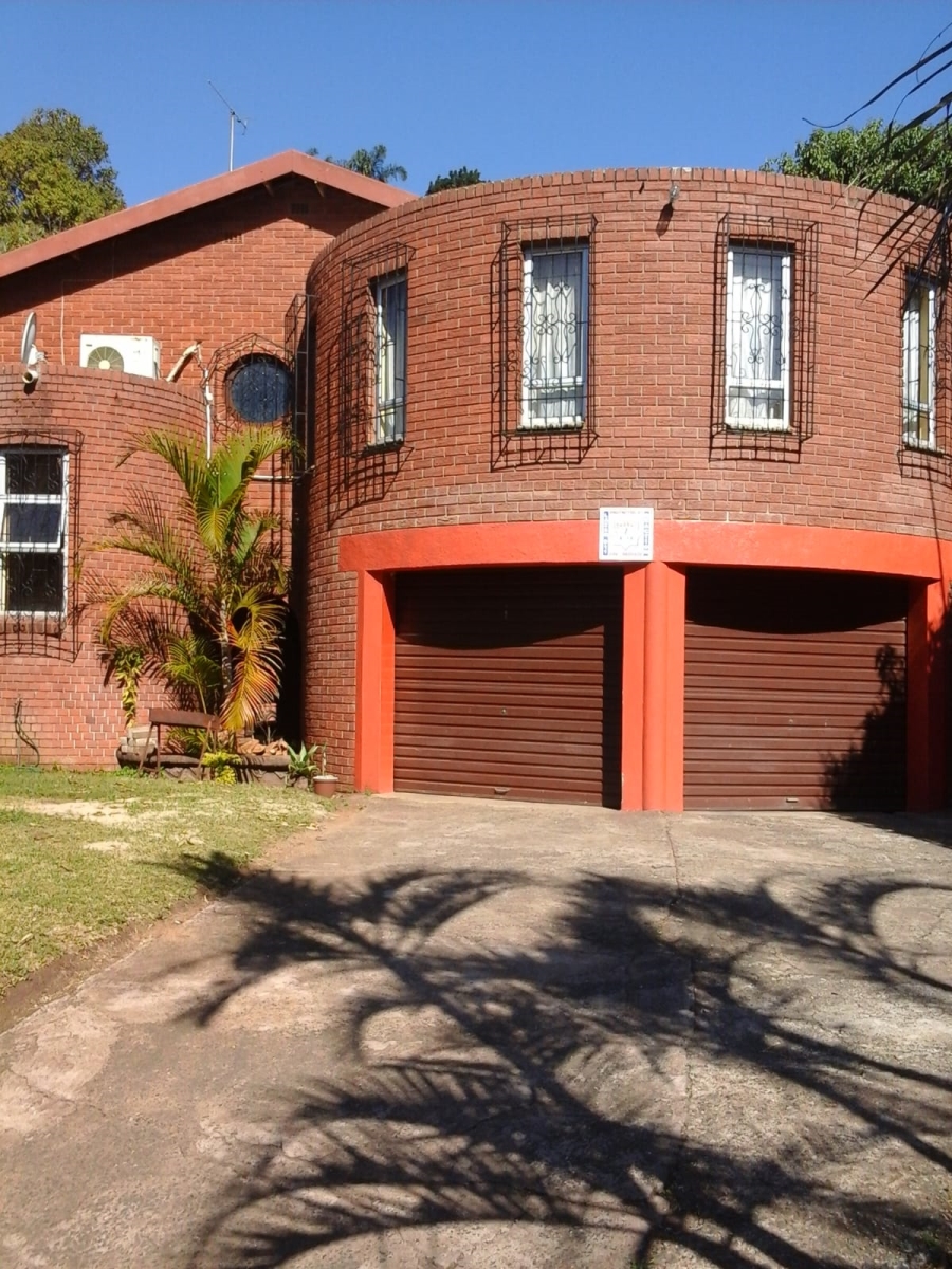 4 Bedroom Property for Sale in Roseville KwaZulu-Natal