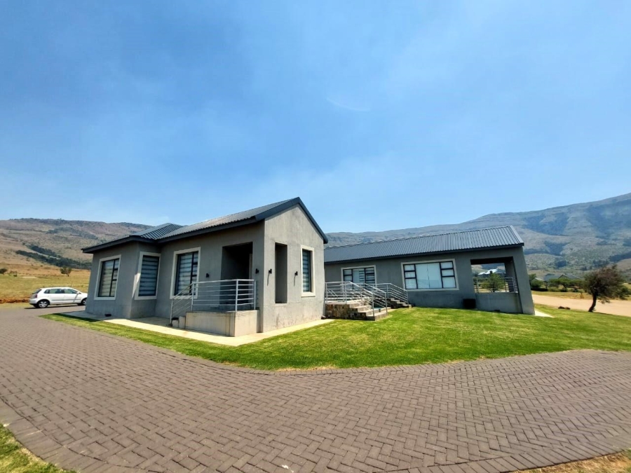 3 Bedroom Property for Sale in Vulintaba Country Estate KwaZulu-Natal