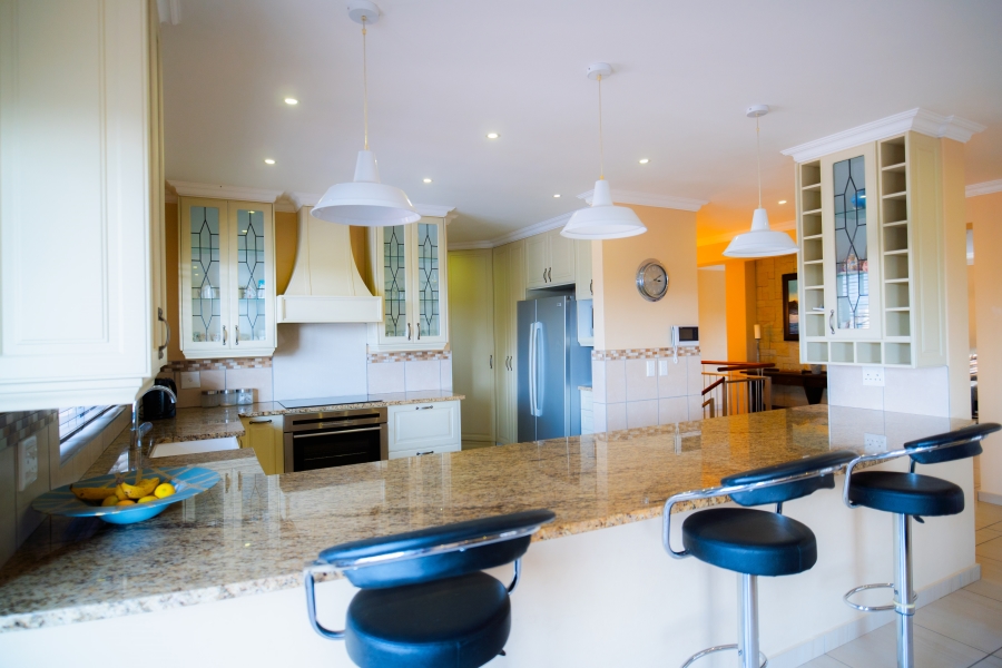 To Let 4 Bedroom Property for Rent in Sheffield Bay KwaZulu-Natal