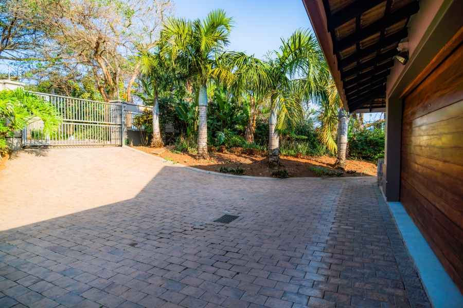 To Let 4 Bedroom Property for Rent in Sheffield Bay KwaZulu-Natal