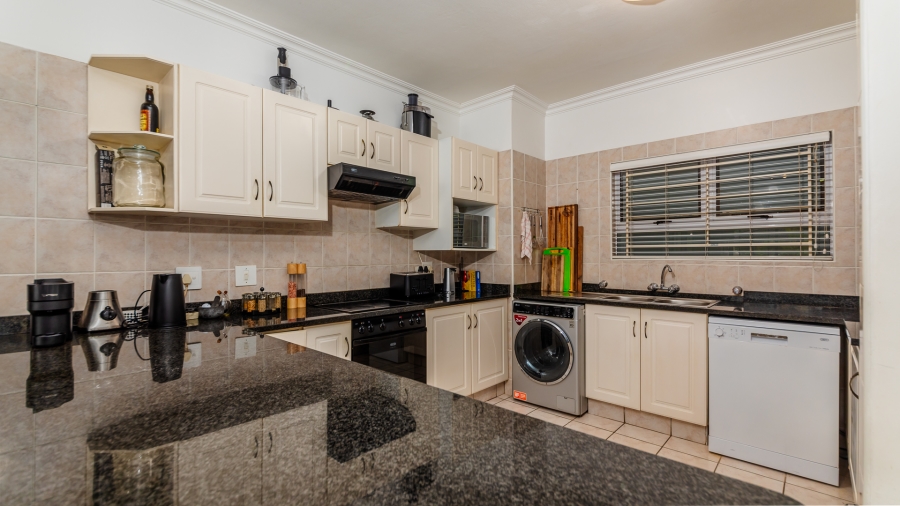 3 Bedroom Property for Sale in Willard Beach KwaZulu-Natal