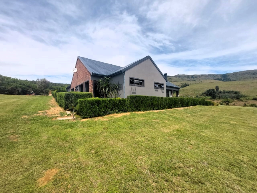 3 Bedroom Property for Sale in Vulintaba Country Estate KwaZulu-Natal
