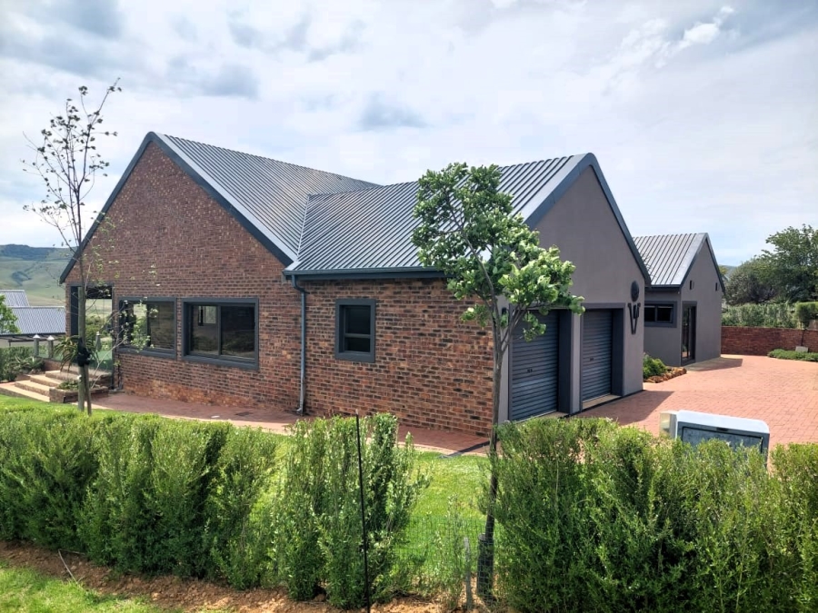 3 Bedroom Property for Sale in Vulintaba Country Estate KwaZulu-Natal