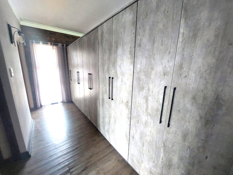 3 Bedroom Property for Sale in Vulintaba Country Estate KwaZulu-Natal