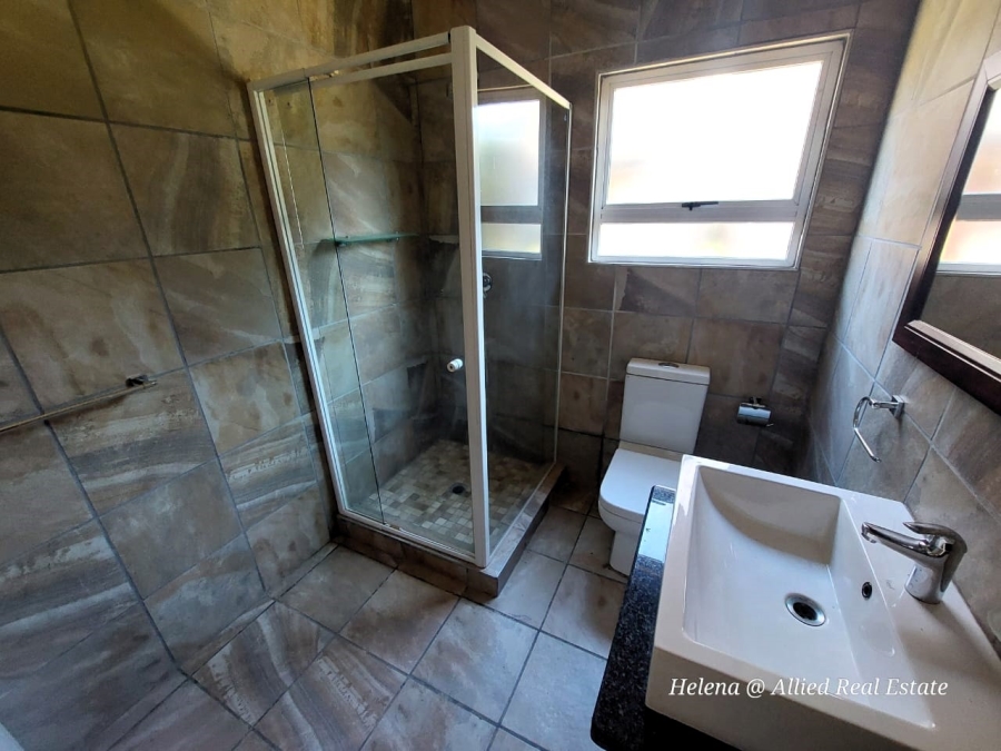 3 Bedroom Property for Sale in Vulintaba Country Estate KwaZulu-Natal