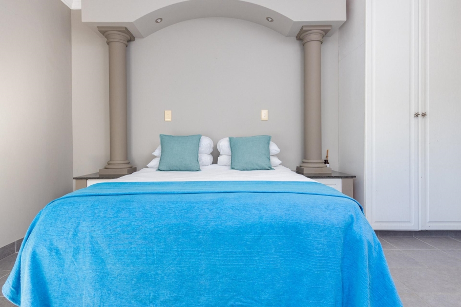 5 Bedroom Property for Sale in Prince