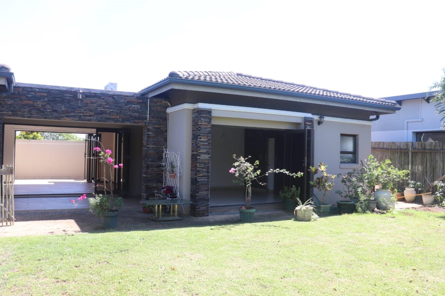 4 Bedroom Property for Sale in Palm Lakes Estate KwaZulu-Natal