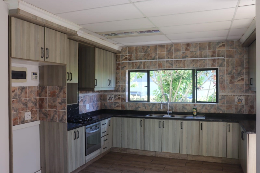 4 Bedroom Property for Sale in Palm Lakes Estate KwaZulu-Natal