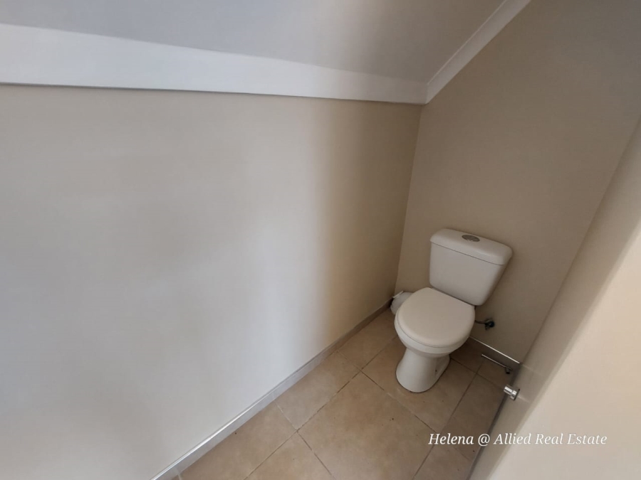 3 Bedroom Property for Sale in Vulintaba Country Estate KwaZulu-Natal