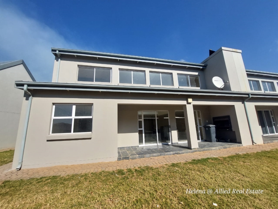 3 Bedroom Property for Sale in Vulintaba Country Estate KwaZulu-Natal