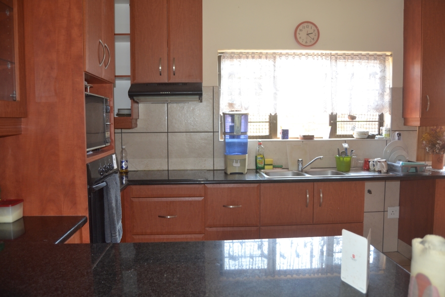 2 Bedroom Property for Sale in Freeland Park KwaZulu-Natal
