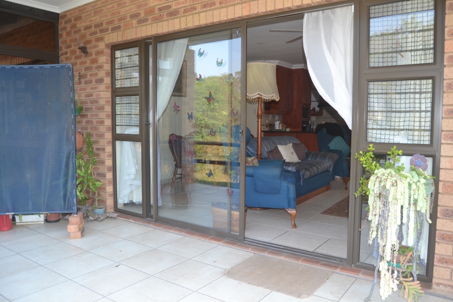 2 Bedroom Property for Sale in Freeland Park KwaZulu-Natal