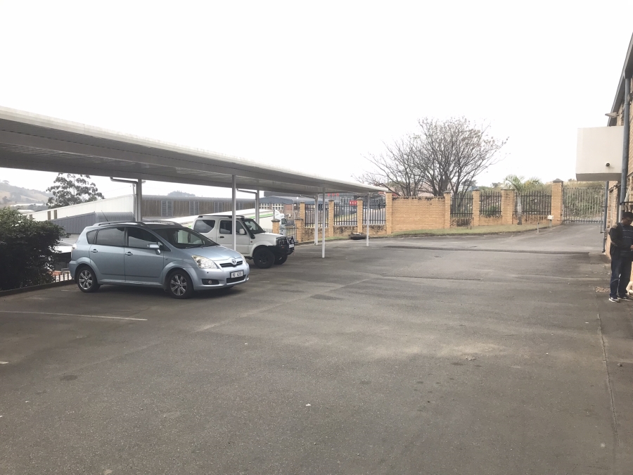 To Let Commercial Property for Rent in Westmead KwaZulu-Natal