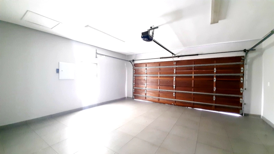 3 Bedroom Property for Sale in Palm Lakes Estate KwaZulu-Natal