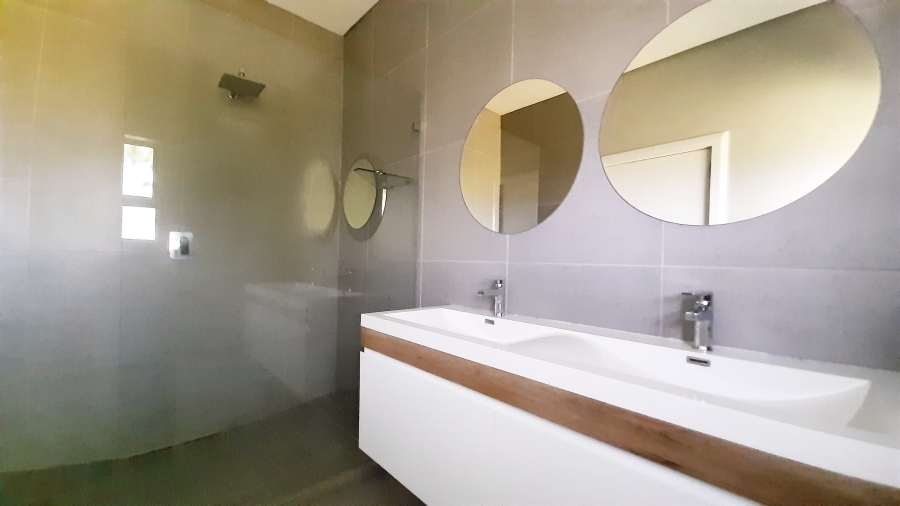 3 Bedroom Property for Sale in Palm Lakes Estate KwaZulu-Natal