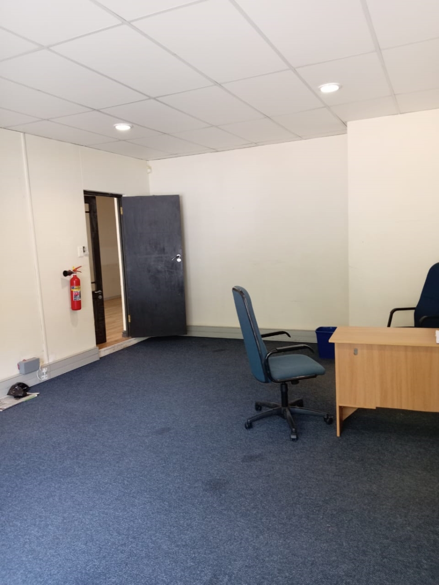 Commercial Property for Sale in Kloof KwaZulu-Natal