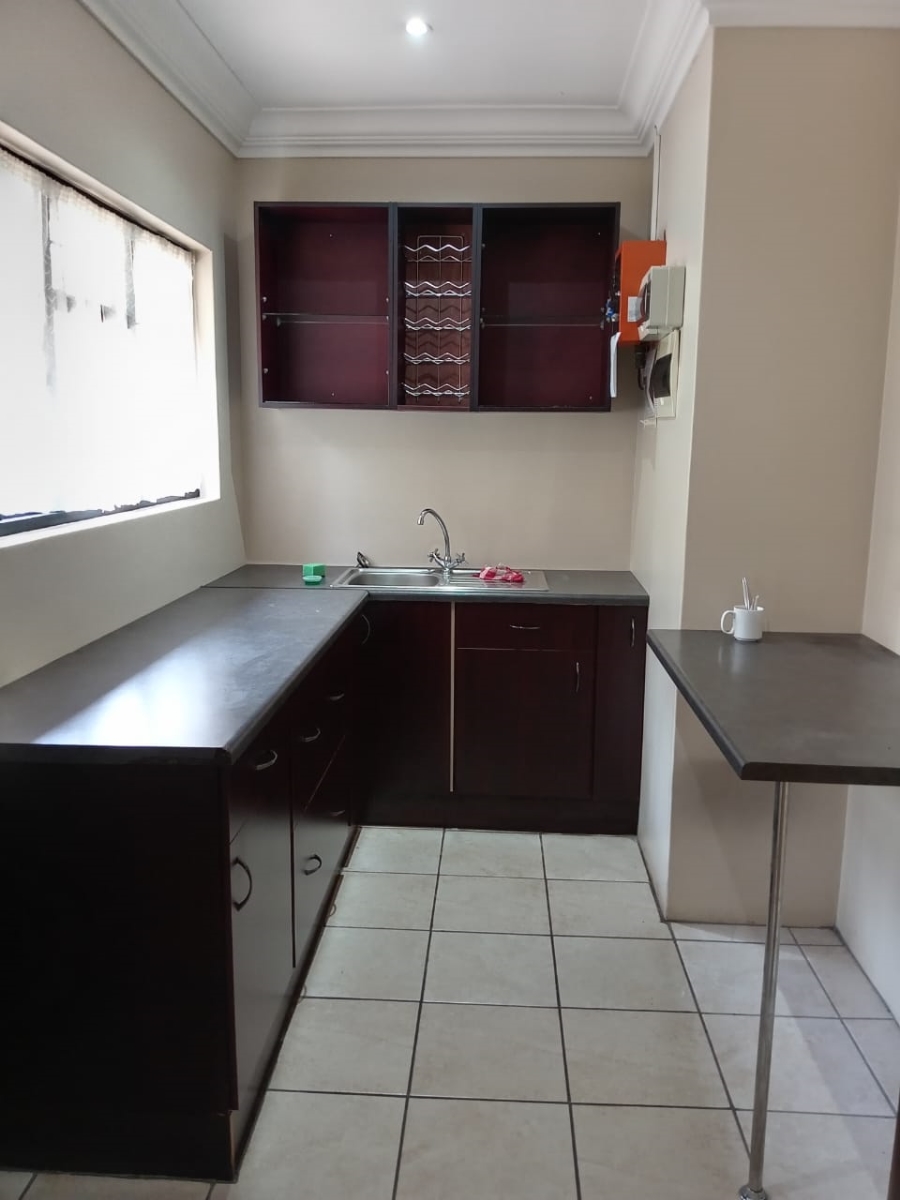 Commercial Property for Sale in Kloof KwaZulu-Natal