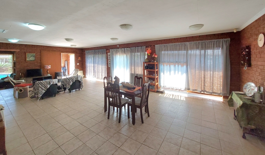 4 Bedroom Property for Sale in Hayfields KwaZulu-Natal