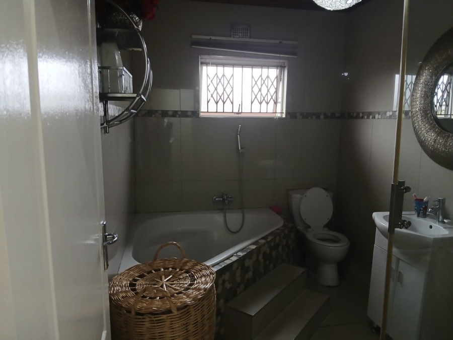 3 Bedroom Property for Sale in Nazareth KwaZulu-Natal