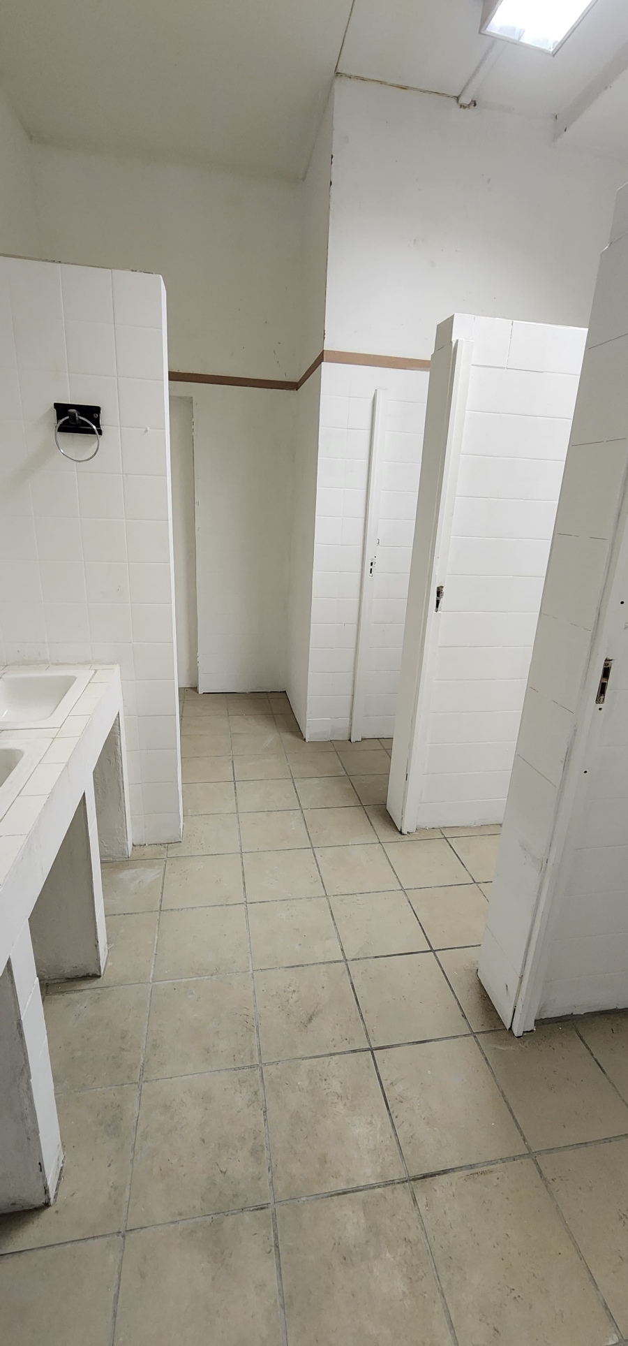 To Let Commercial Property for Rent in Prospecton Industrial KwaZulu-Natal