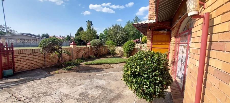 3 Bedroom Property for Sale in Lennoxton KwaZulu-Natal