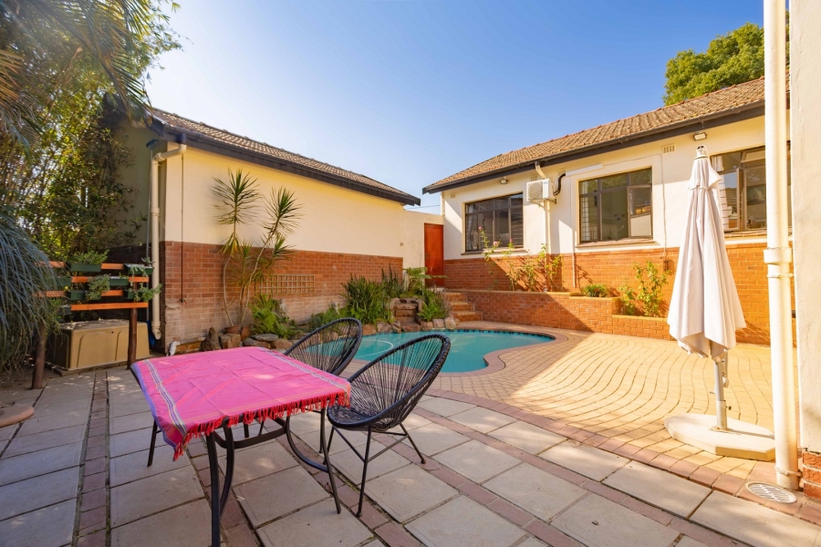 4 Bedroom Property for Sale in Rouken Glen KwaZulu-Natal