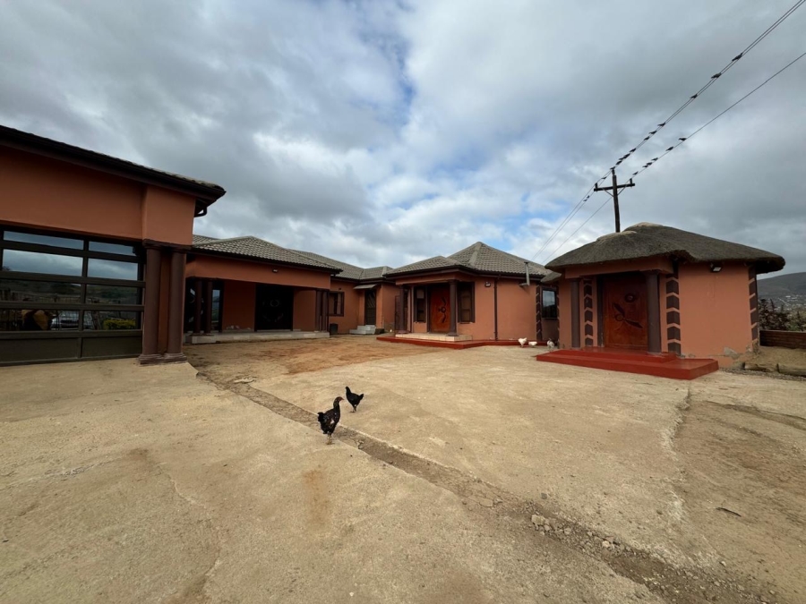 5 Bedroom Property for Sale in Mpophomeni KwaZulu-Natal