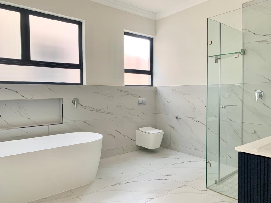 4 Bedroom Property for Sale in Salt Rock KwaZulu-Natal