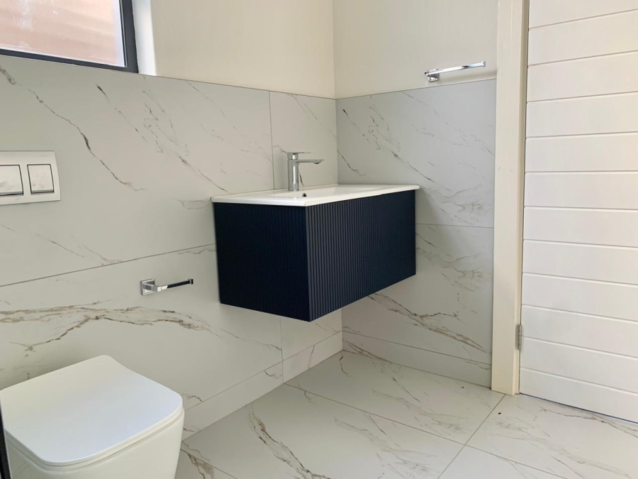 4 Bedroom Property for Sale in Salt Rock KwaZulu-Natal