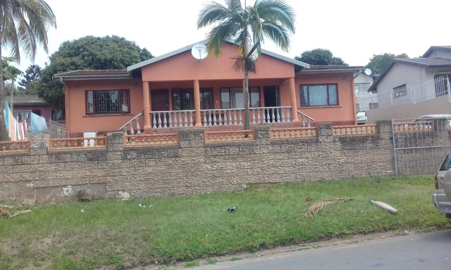 9 Bedroom Property for Sale in Stanger Manor KwaZulu-Natal