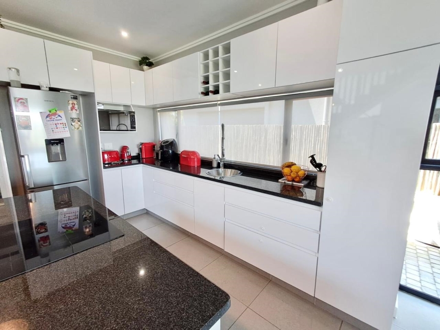 3 Bedroom Property for Sale in Palm Lakes Estate KwaZulu-Natal