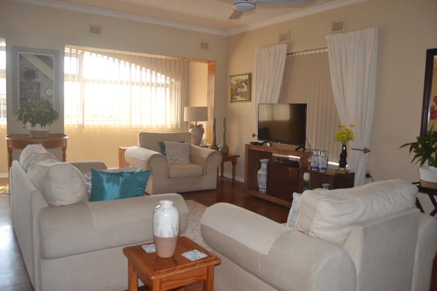 3 Bedroom Property for Sale in Scottburgh Central KwaZulu-Natal