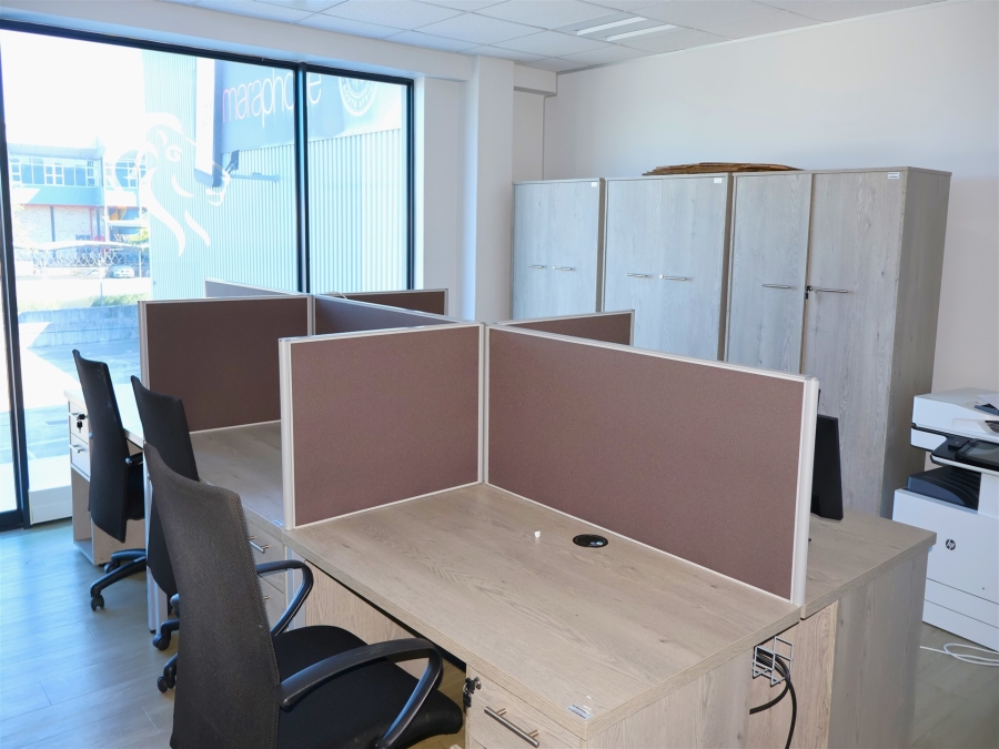 To Let Commercial Property for Rent in Emlanjeni KwaZulu-Natal