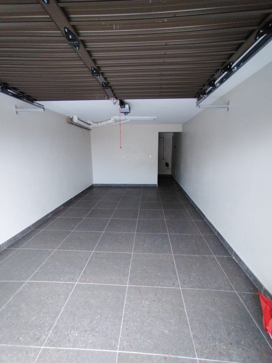 To Let 2 Bedroom Property for Rent in La Mercy KwaZulu-Natal