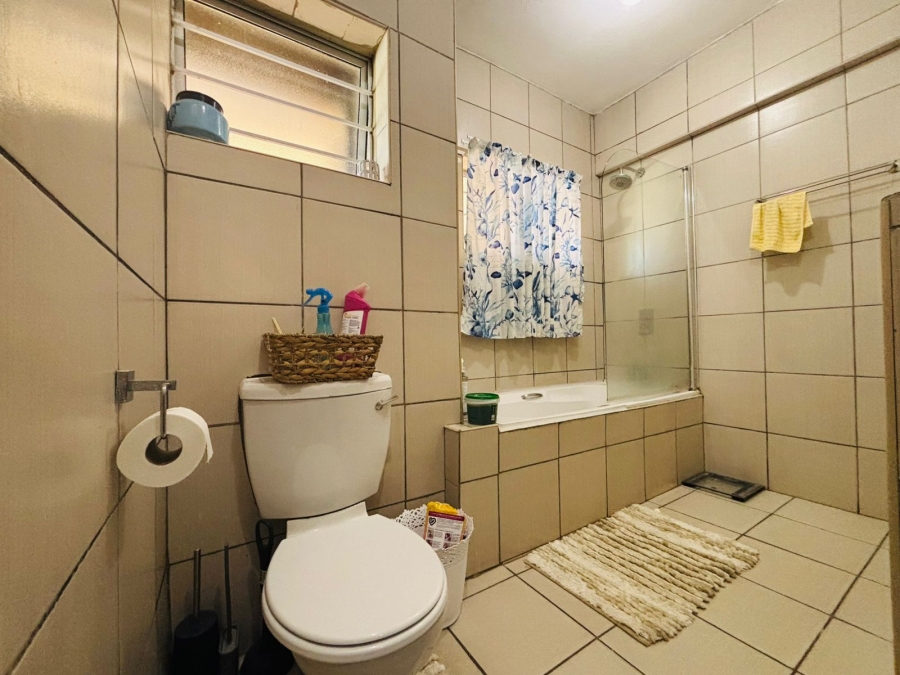 1 Bedroom Property for Sale in Bulwer KwaZulu-Natal