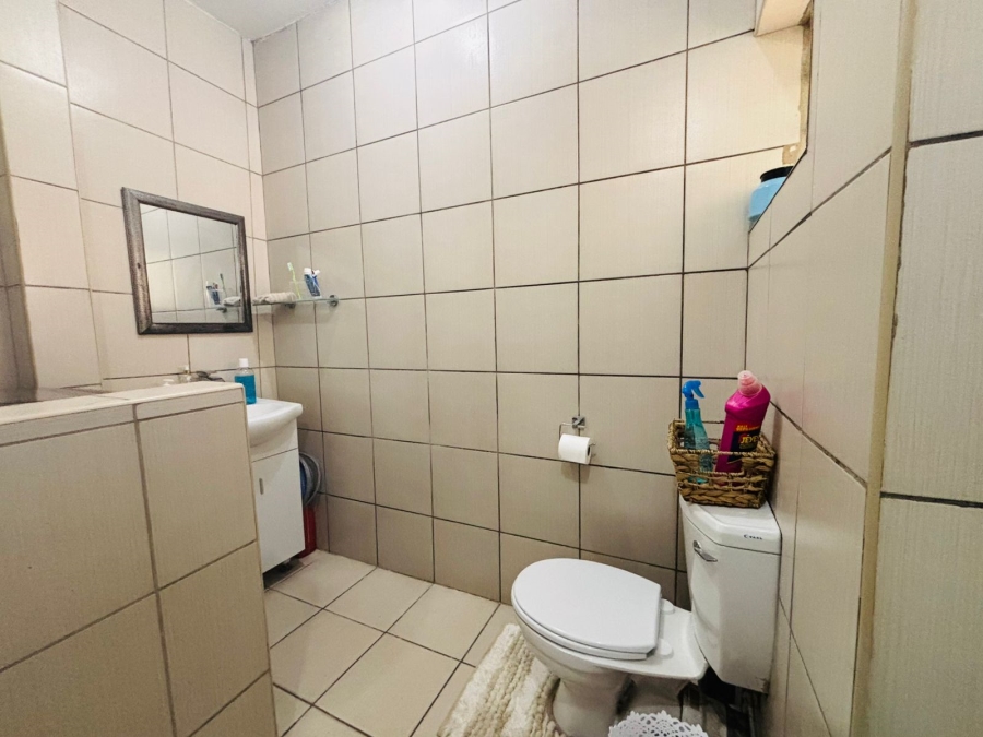 1 Bedroom Property for Sale in Bulwer KwaZulu-Natal